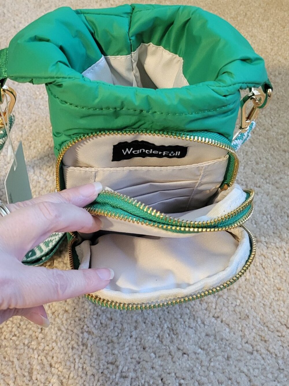 NWT WanderFull Hydrobag Kelly Green